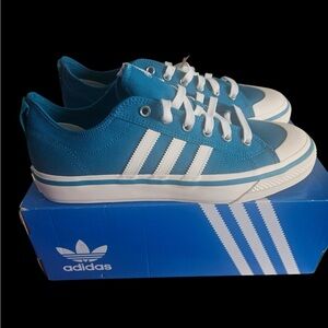 Adidas Nizza RF 74 in Blue and White
